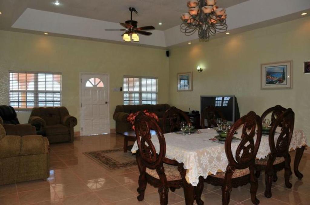 Sea View Heights Villa مونتيغو باي المظهر الخارجي الصورة